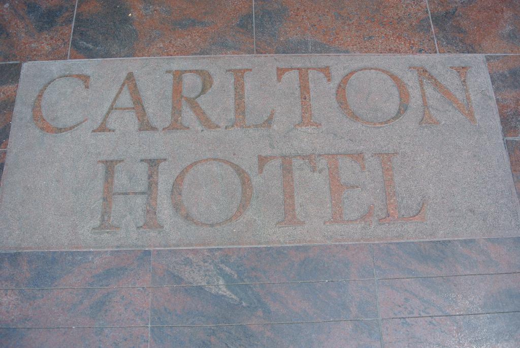 Carlton Hotel Лондон Экстерьер фото