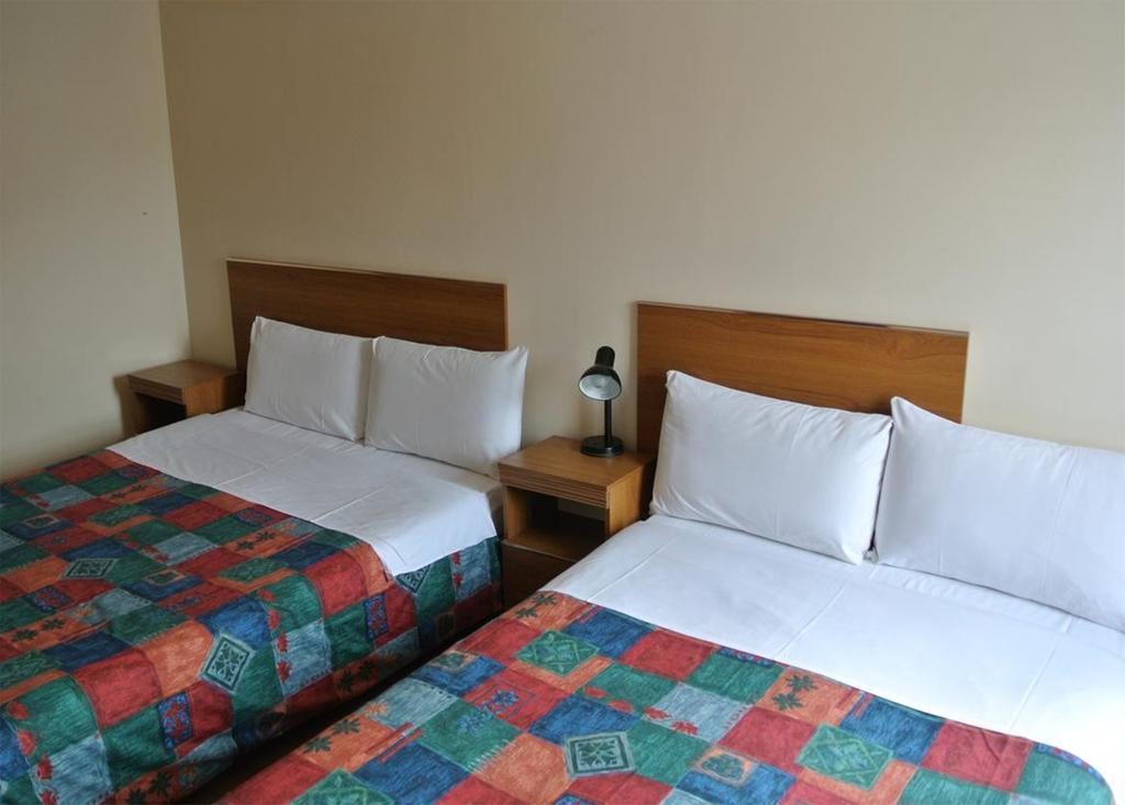 Carlton Hotel Лондон Экстерьер фото
